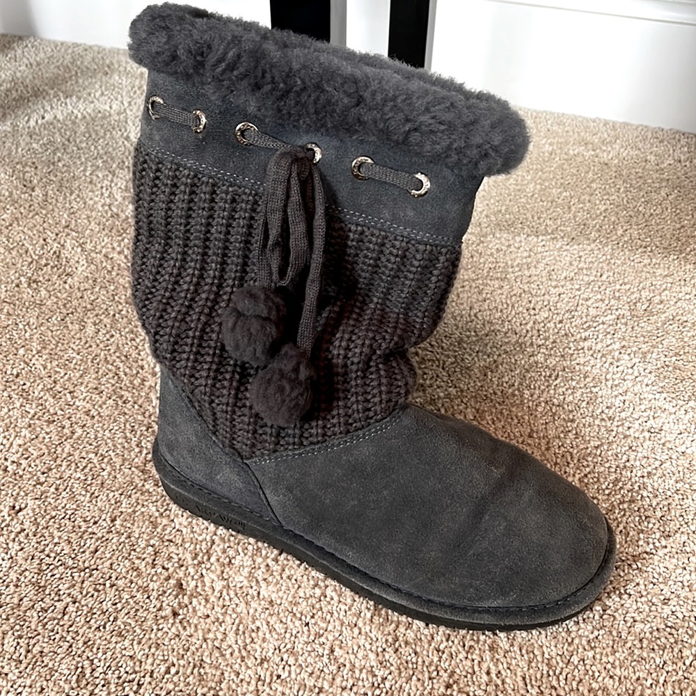 Bearpaw Grey Boots sz 8